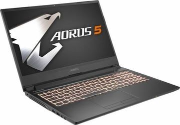 Gigabyte Aorus 5 test par NotebookCheck