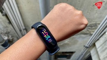 Xiaomi Mi Band 5 test par IndiaToday