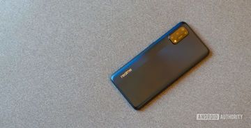 Realme 7 Pro reviewed by Android Authority