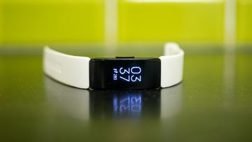 Fitbit Inspire HR test par ExpertReviews Fitbit Inspire HR test par ExpertReviews