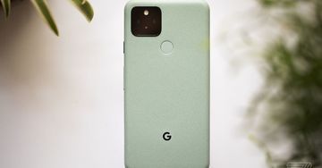Google Pixel 5 reviewed by The Verge
