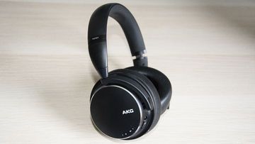 AKG Y600NC reviewed by ExpertReviews
