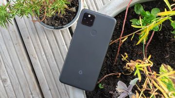 Google Pixel 4a test par ExpertReviews