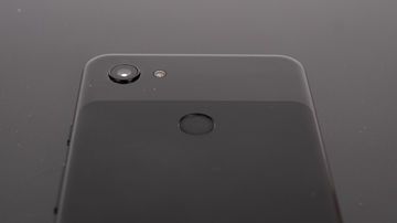 Google Pixel 3a XL reviewed by ExpertReviews