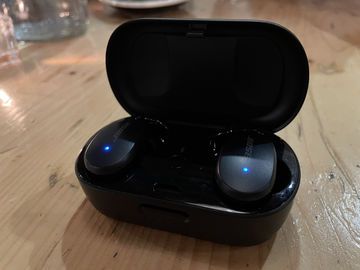 Bose QuietComfort Earbuds reviewed by Stuff Bose QuietComfort Earbuds reviewed by Stuff