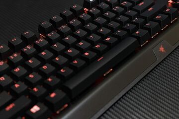 Razer BlackWidow V3 testé par wccftech Razer BlackWidow V3 testé par wccftech