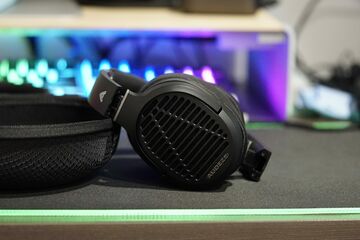 Audeze LCD-1 test par Just Push Start Audeze LCD-1 test par Just Push Start