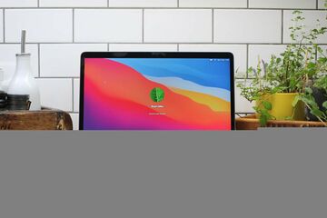 Apple MacBook Pro 13 testé par Pocket-lint Apple MacBook Pro 13 testé par Pocket-lint