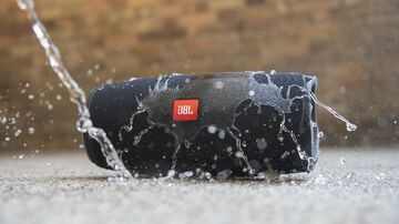 JBL Xtreme 2 test par ExpertReviews