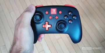 PowerA Enhanced Wireless Controller testé par Android Authority PowerA Enhanced Wireless Controller testé par Android Authority