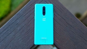 OnePlus 8 test par ExpertReviews