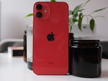 Tests Apple iPhone 12 mini