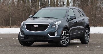 Cadillac XT5 test par CNET USA