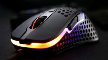 Xtrfy M4 test par 4WeAreGamers Xtrfy M4 test par 4WeAreGamers