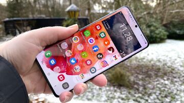 Samsung Galaxy S21 Ultra reviewed by L&B Tech