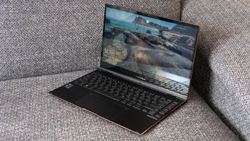 Asus ZenBook Flip S test par ExpertReviews