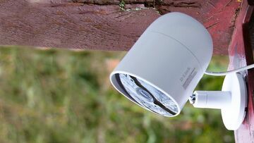 D-Link DCS-8302LH Review: 1 Ratings, Pros and Cons