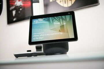 Amazon Echo Show 10 testé par DigitalTrends Amazon Echo Show 10 testé par DigitalTrends