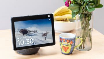 Amazon Echo Show 10 testé par ExpertReviews Amazon Echo Show 10 testé par ExpertReviews