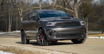 Dodge Durango SRT reviewed by CNET USA