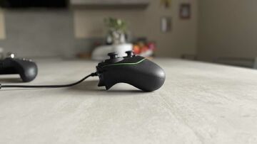 Razer Wolverine V2 test par Numerama