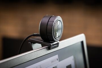 Razer Kiyo reviewed by PCWorld.com