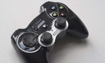 Hori Horipad Wireless Review: 2 Ratings, Pros and Cons