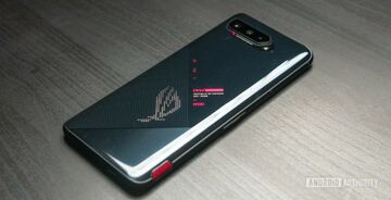 Asus ROG Phone 5 testé par Android Authority Asus ROG Phone 5 testé par Android Authority