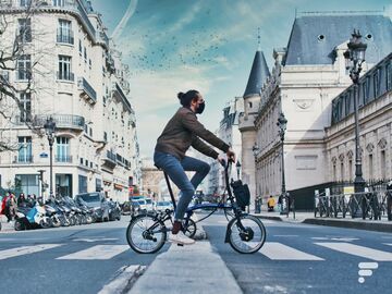 Brompton Electric reviewed by FrAndroid Brompton Electric reviewed by FrAndroid