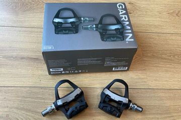 Garmin Vector 3 testé par Pocket-lint Garmin Vector 3 testé par Pocket-lint