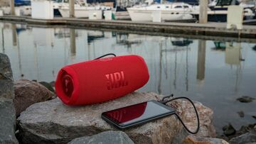 JBL Charge reviewed by L&B Tech JBL Charge reviewed by L&B Tech