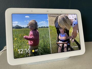 Google Nest Hub 2 testé par Stuff Google Nest Hub 2 testé par Stuff