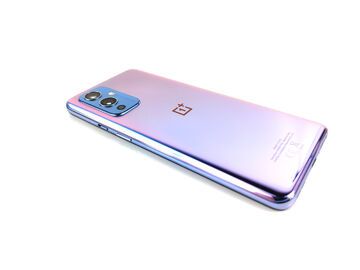 OnePlus 9 testé par NotebookCheck OnePlus 9 testé par NotebookCheck