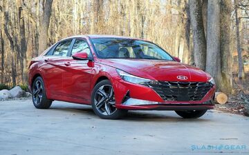 Hyundai Elantra Review