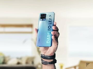 Realme 8 Pro testé par FrAndroid Realme 8 Pro testé par FrAndroid