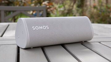 Sonos Roam reviewed by ExpertReviews