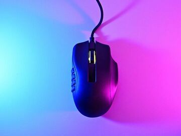 Razer Naga X reviewed by Windows Central