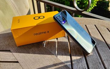 Realme 8 test par PhonAndroid