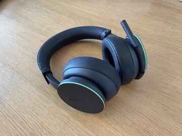 Microsoft Xbox Wireless Headset reviewed by Stuff