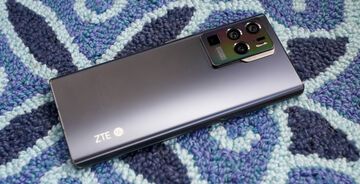 ZTE Axon test par Android Authority ZTE Axon test par Android Authority