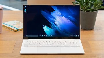 Samsung Galaxy Book Pro test par ExpertReviews