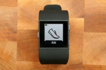 Fitbit Surge test par Engadget