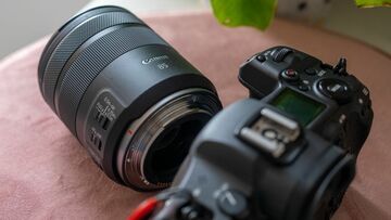 Canon RF 85mm F2 Review: 1 Ratings, Pros and Cons