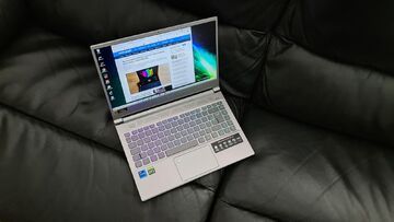 Acer Predator Triton 300 SE test par Tom's Guide (FR)