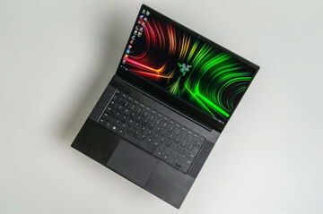 Razer Blade 14 test par DigitalTrends Razer Blade 14 test par DigitalTrends