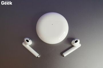 Huawei FreeBuds 4 testé par Journal du Geek Huawei FreeBuds 4 testé par Journal du Geek