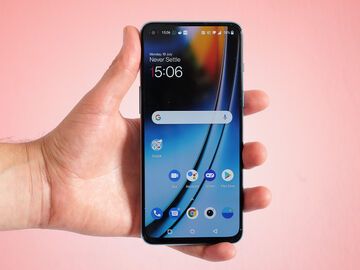 OnePlus Nord 2 testé par Stuff OnePlus Nord 2 testé par Stuff
