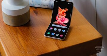 Samsung Galaxy Z Flip 3 test par The Verge