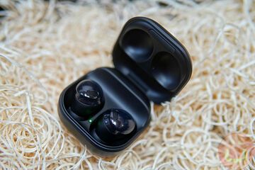Samsung Galaxy Buds Pro test par Ubergizmo Samsung Galaxy Buds Pro test par Ubergizmo
