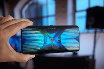 Lenovo Legion Phone Duel test par Ubergizmo